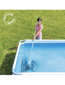 Aspirateur de Piscine Rechargeable INTEX : Pour une piscine toujours propre !